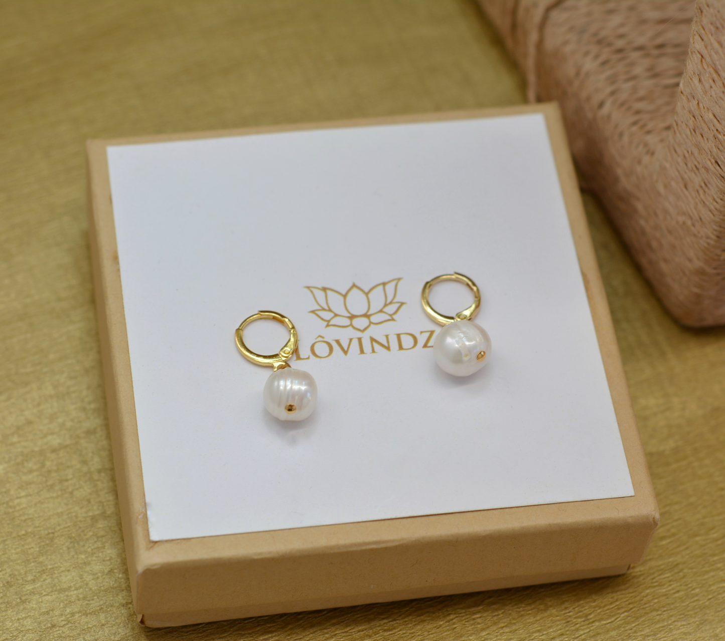 Juego collar y aretes