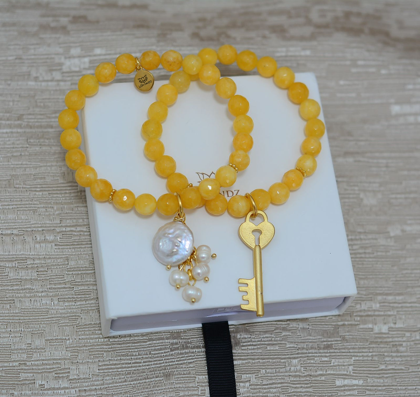 Juego de pulseras jade amarillo