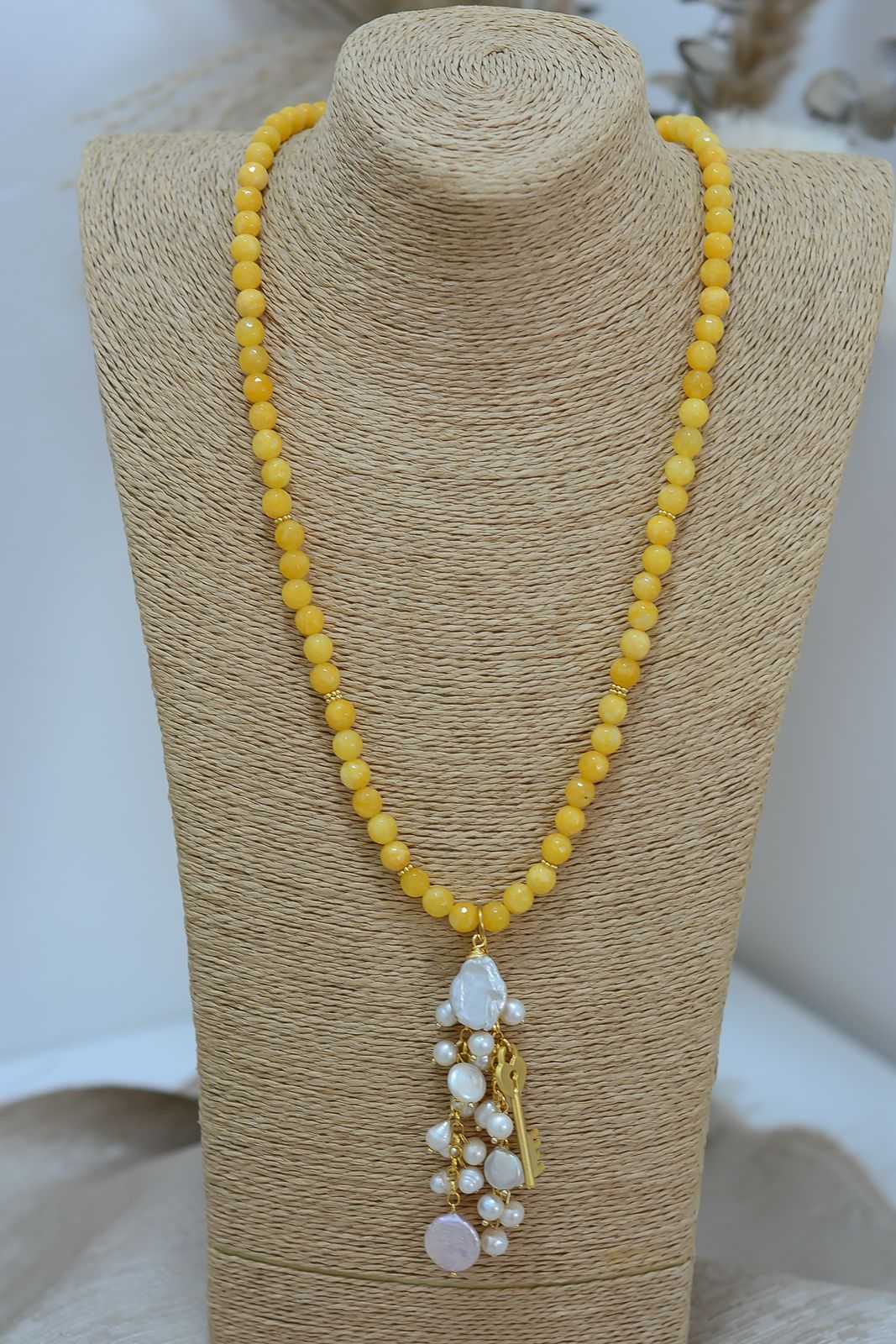 Set de collar largo y aretes llave