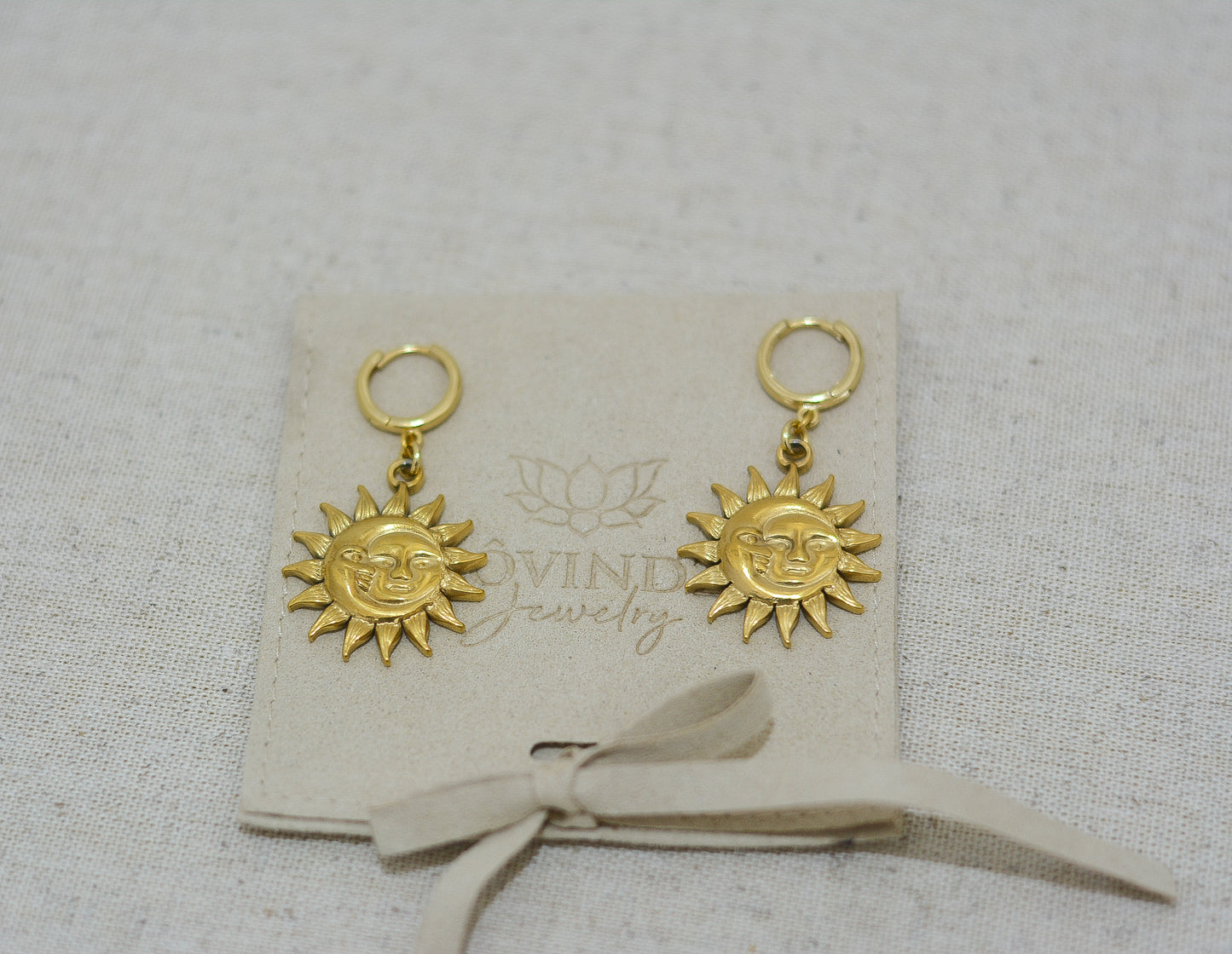 Aretes sol y luna