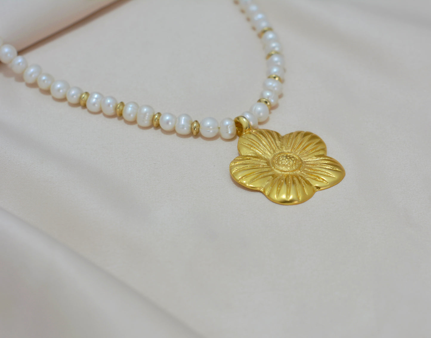 Collar flor
