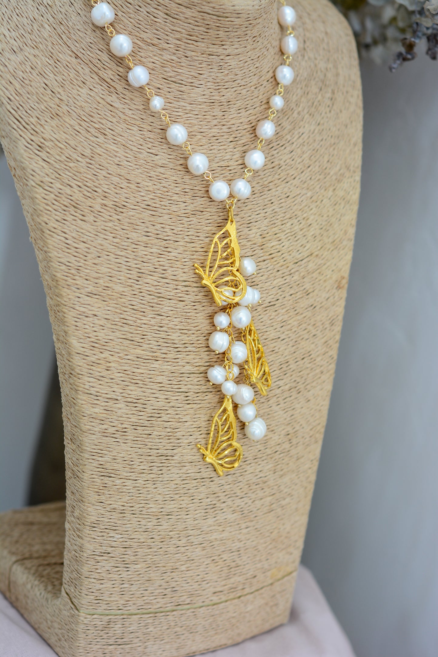 Collar mariposas