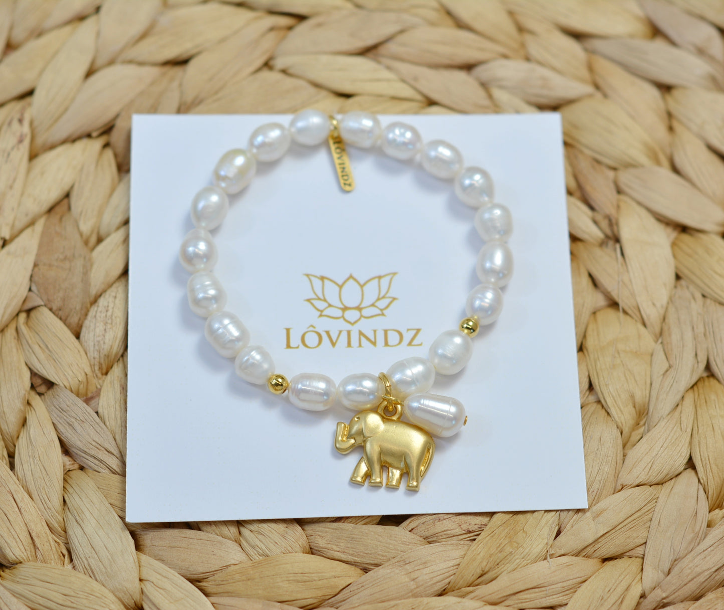 Pulsera perla con elegante